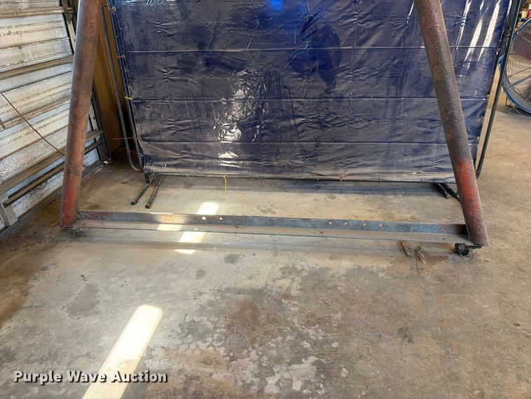 image for item EP7724 A frame hoist