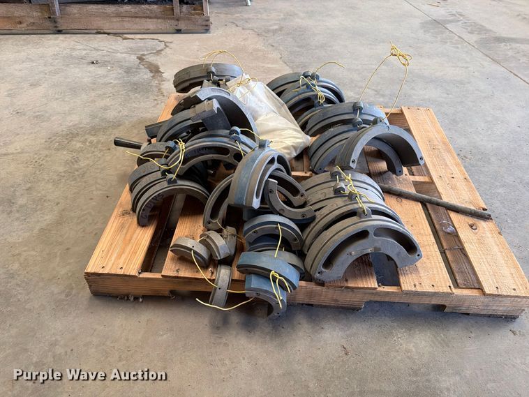 image for item EP7726 McElroy Tracstar 412 poly pipe fusion machine