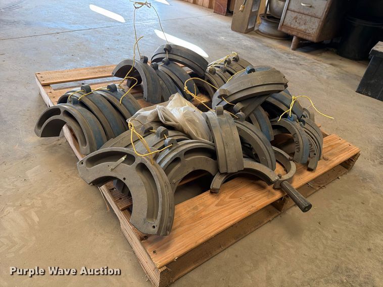 image for item EP7726 McElroy Tracstar 412 poly pipe fusion machine