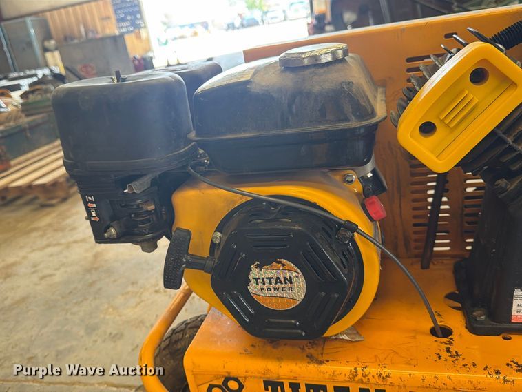 image for item EP7728 Titan air compressor