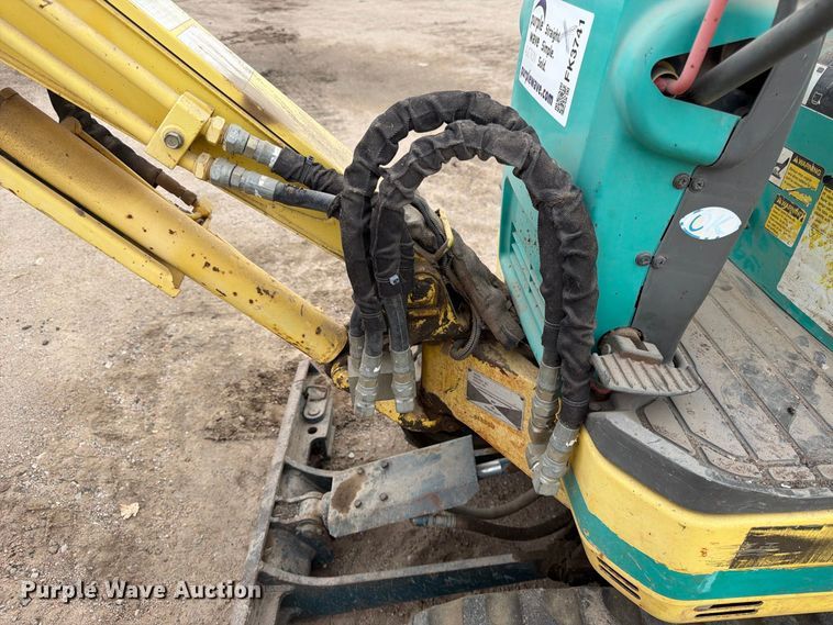 image for item EP7742 2006 Yanmar B08-3 Mini Excavator