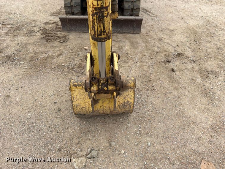 image for item EP7742 2006 Yanmar B08-3 Mini Excavator
