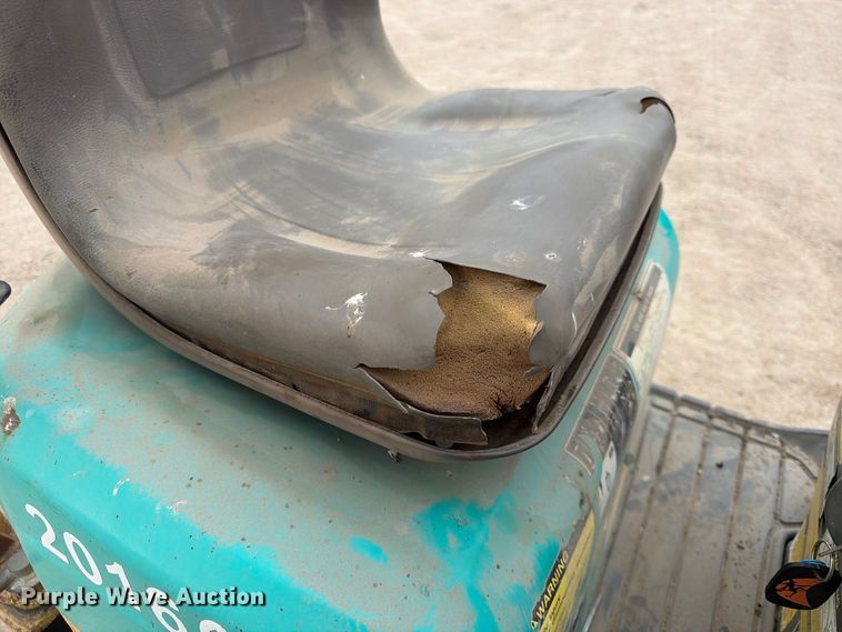 image for item EP7742 2006 Yanmar B08-3 Mini Excavator