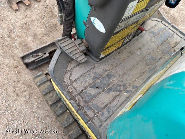 image for item EP7742 2006 Yanmar B08-3 Mini Excavator