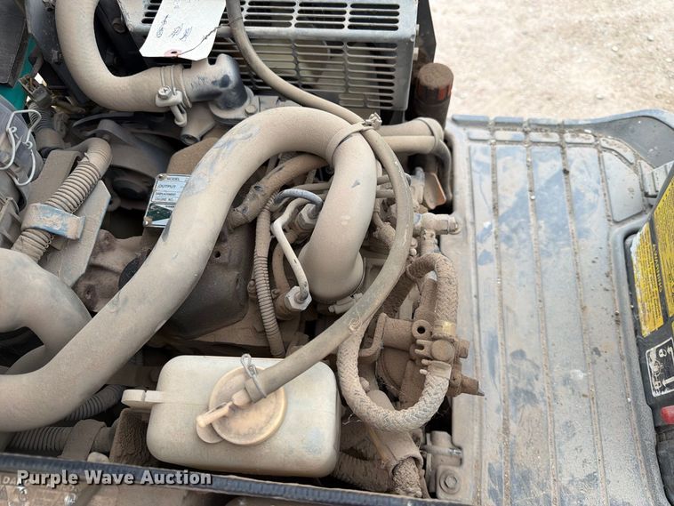 image for item EP7742 2006 Yanmar B08-3 Mini Excavator