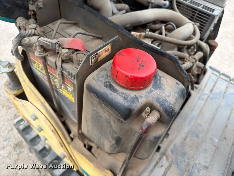 image for item EP7742 2006 Yanmar B08-3 Mini Excavator