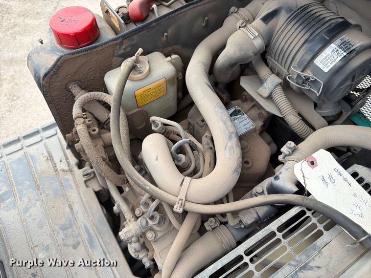 image for item EP7742 2006 Yanmar B08-3 Mini Excavator