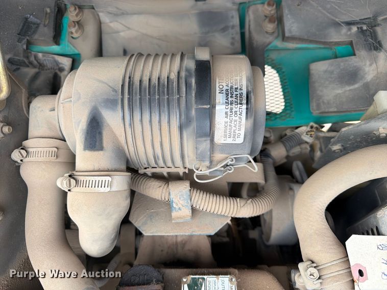 image for item EP7742 2006 Yanmar B08-3 Mini Excavator