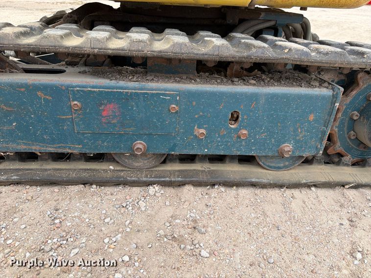 image for item EP7742 2006 Yanmar B08-3 Mini Excavator