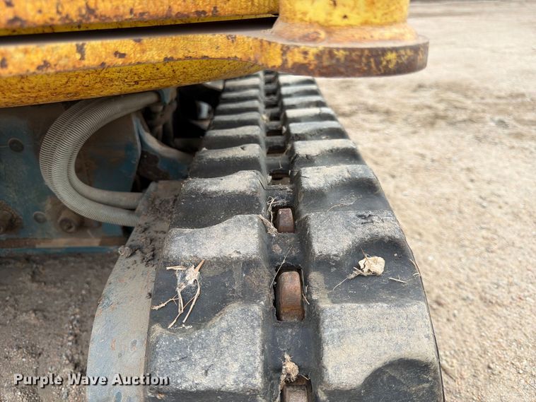 image for item EP7742 2006 Yanmar B08-3 Mini Excavator