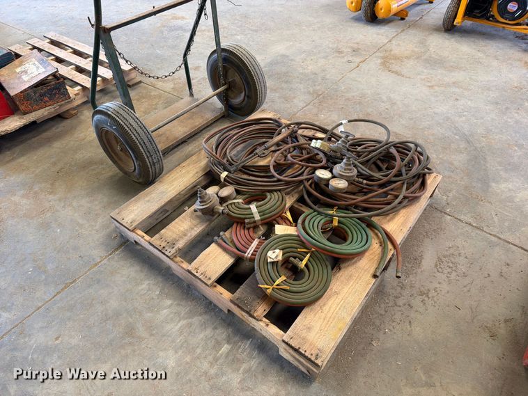 image for item EP7746 Pallet of torch hoses and components