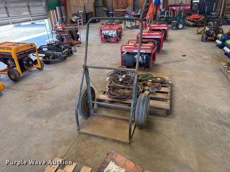 image for item EP7746 Pallet of torch hoses and components
