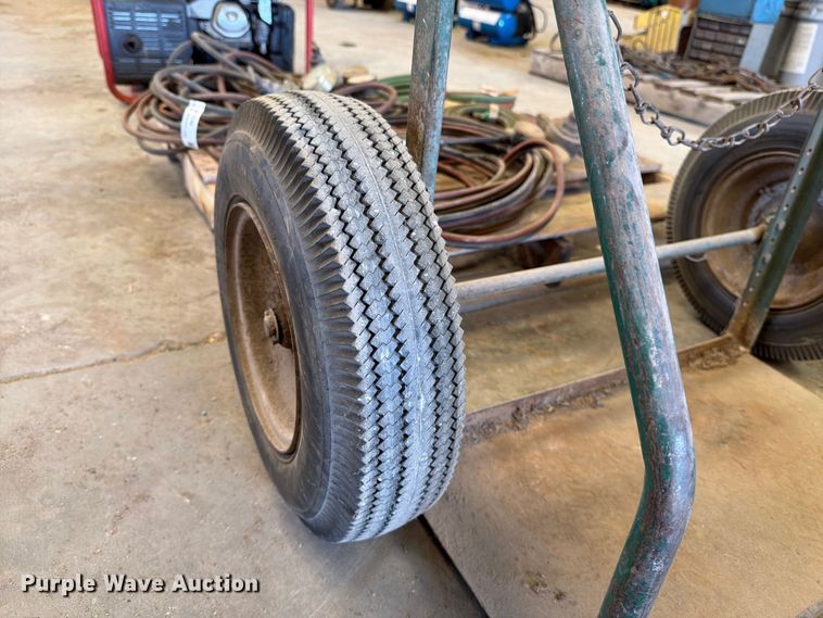 image for item EP7746 Pallet of torch hoses and components
