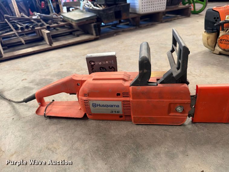 image for item EP7748 Lawn equipment