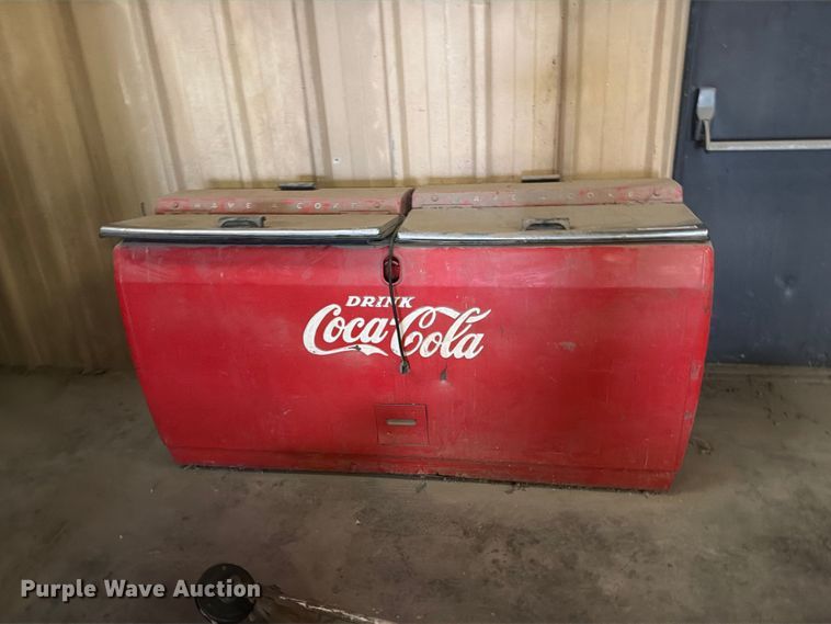 image for item EP7749 (2) refrigerators