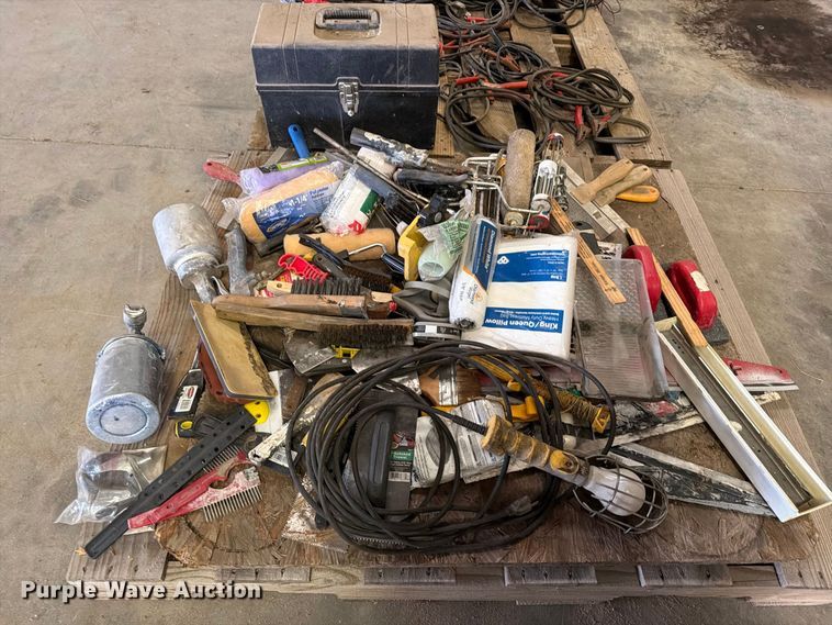 image for item EP7750 (4) pallets of tools