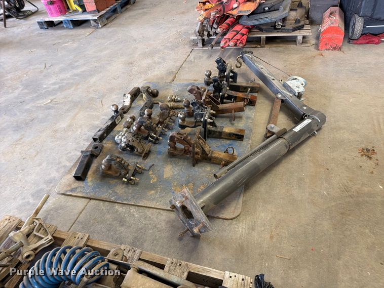 image for item EP7751 (13) truck hitches
