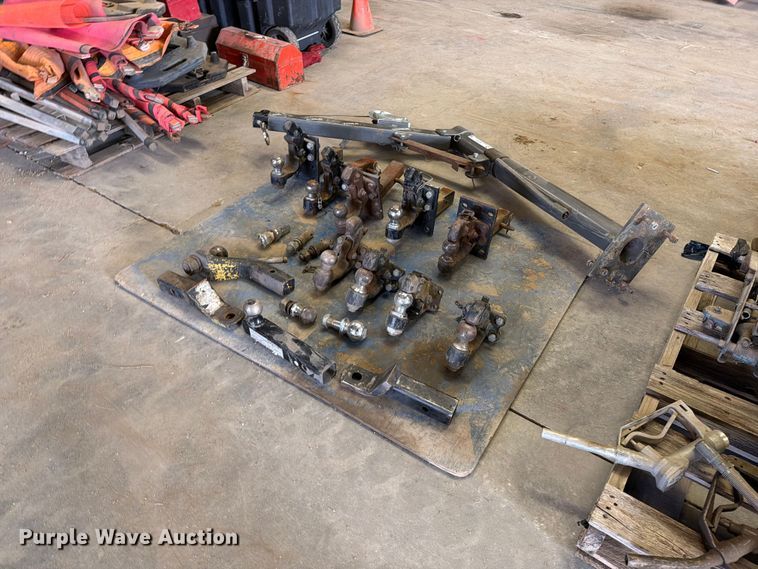 image for item EP7751 (13) truck hitches