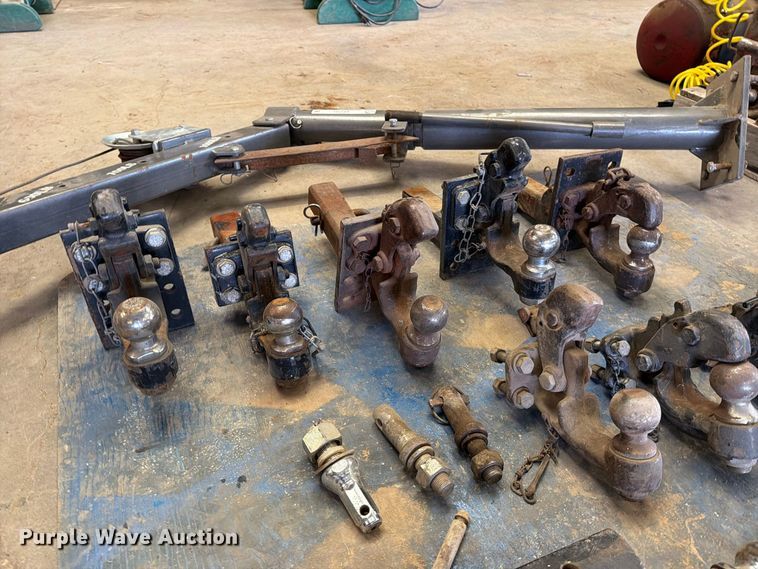 image for item EP7751 (13) truck hitches