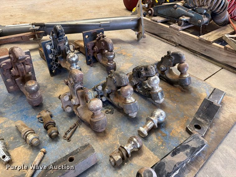 image for item EP7751 (13) truck hitches