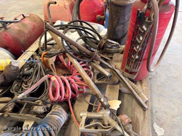 image for item EP7769 Automotive service equipment