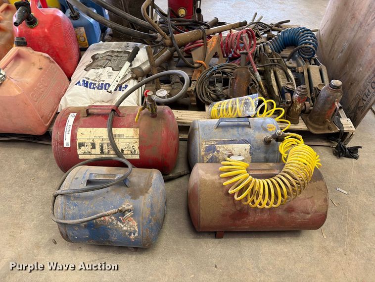 image for item EP7769 Automotive service equipment