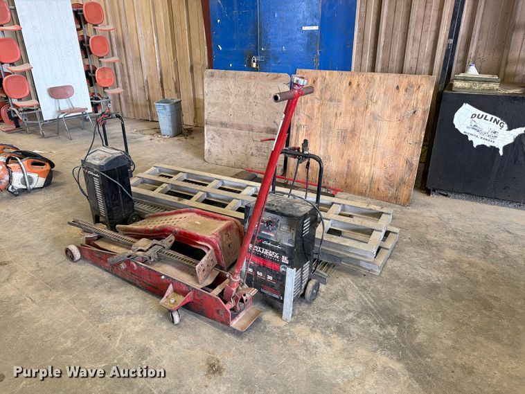 Automotive service equipment