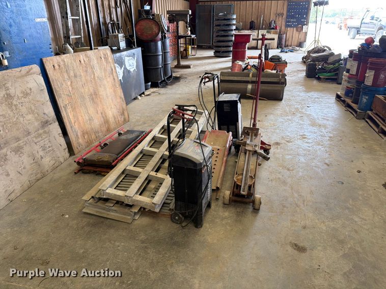 image for item EP7772 Automotive service equipment