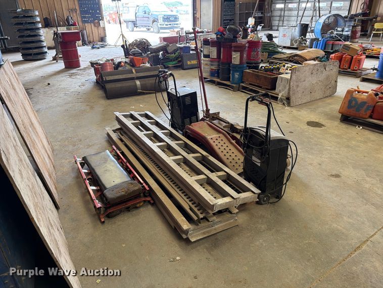 image for item EP7772 Automotive service equipment