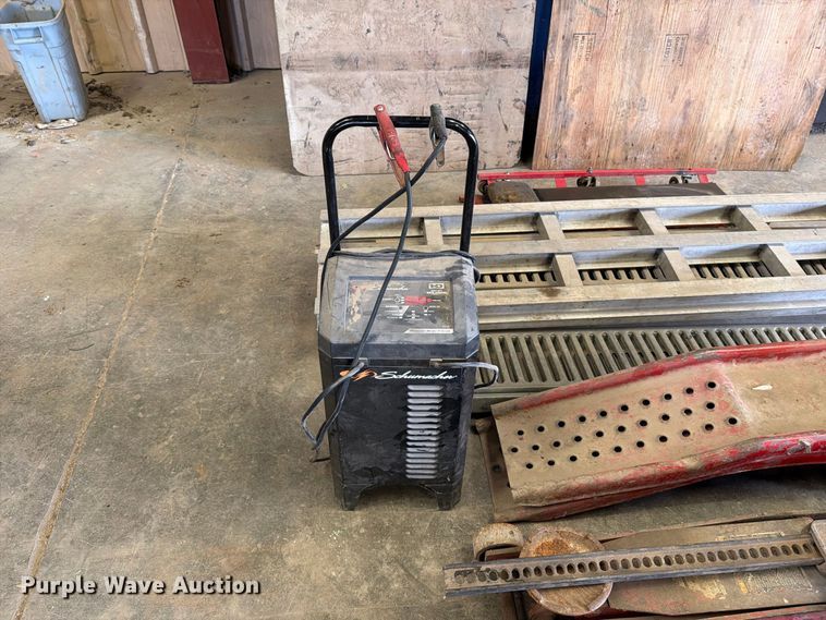 image for item EP7772 Automotive service equipment