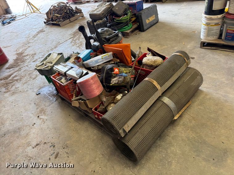 image for item EP7773 Tools and building materials