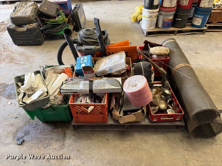 image for item EP7773 Tools and building materials
