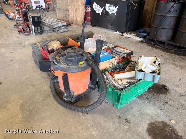 image for item EP7773 Tools and building materials