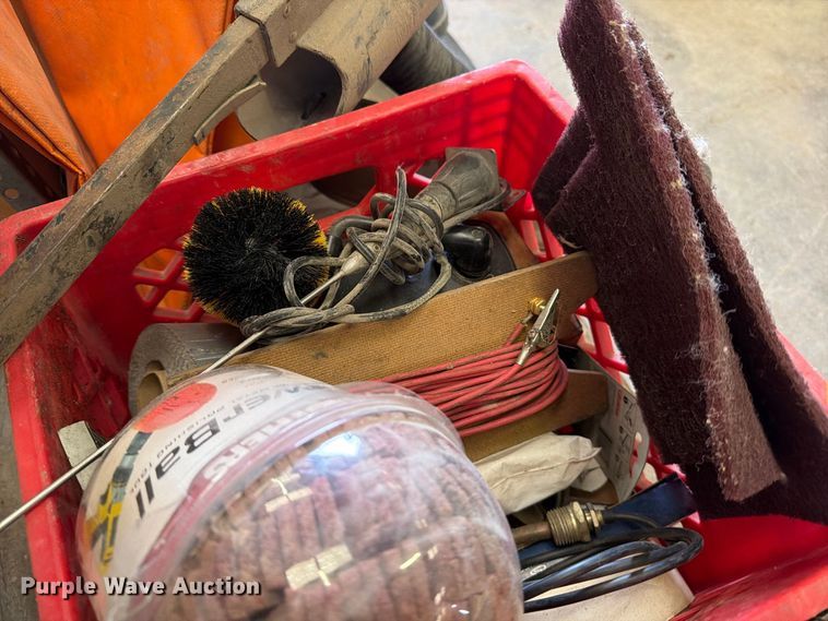 image for item EP7773 Tools and building materials