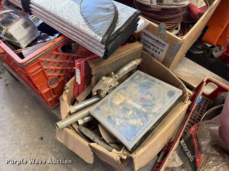 image for item EP7773 Tools and building materials