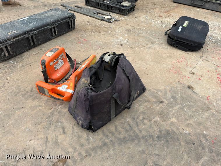 image for item EP7780 Ditch Witch Line locator