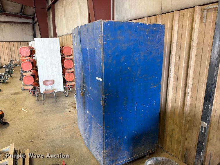 image for item EP7788 Shop tool storage cabinet