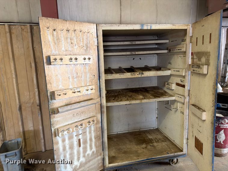 image for item EP7788 Shop tool storage cabinet