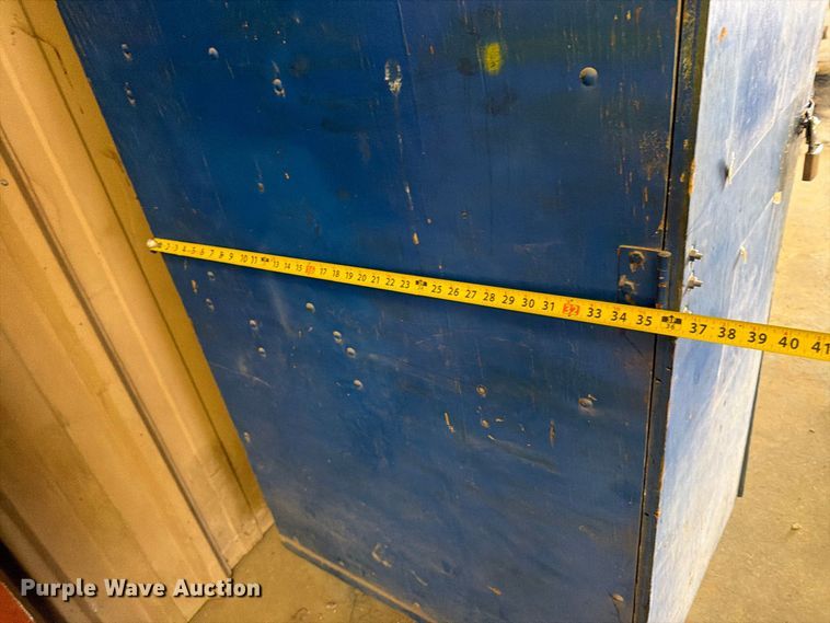 image for item EP7788 Shop tool storage cabinet