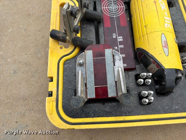 image for item EP7789 Leica Piper 100 pipe Laser