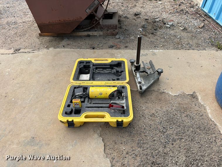 image for item EP7790 Leica Piper 100 pipe Laser