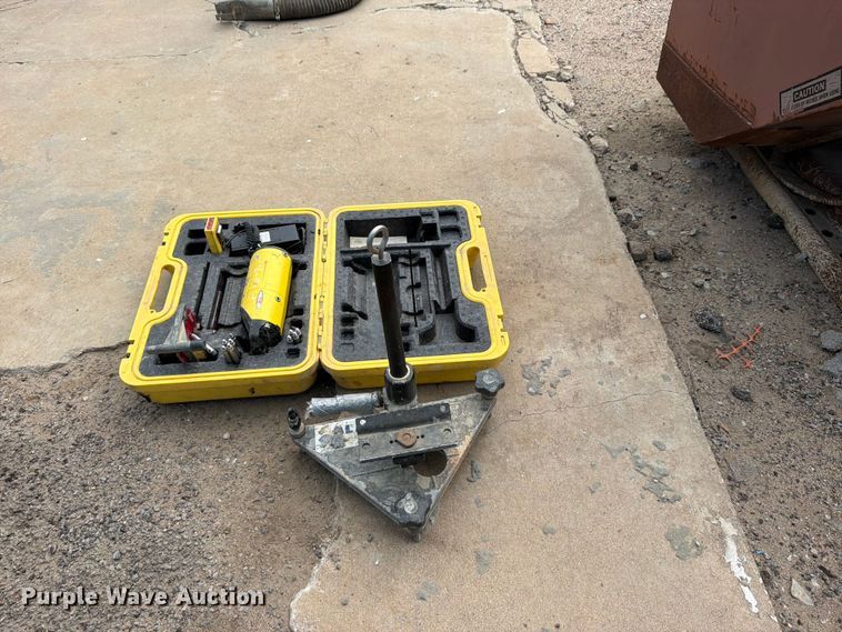 image for item EP7790 Leica Piper 100 pipe Laser
