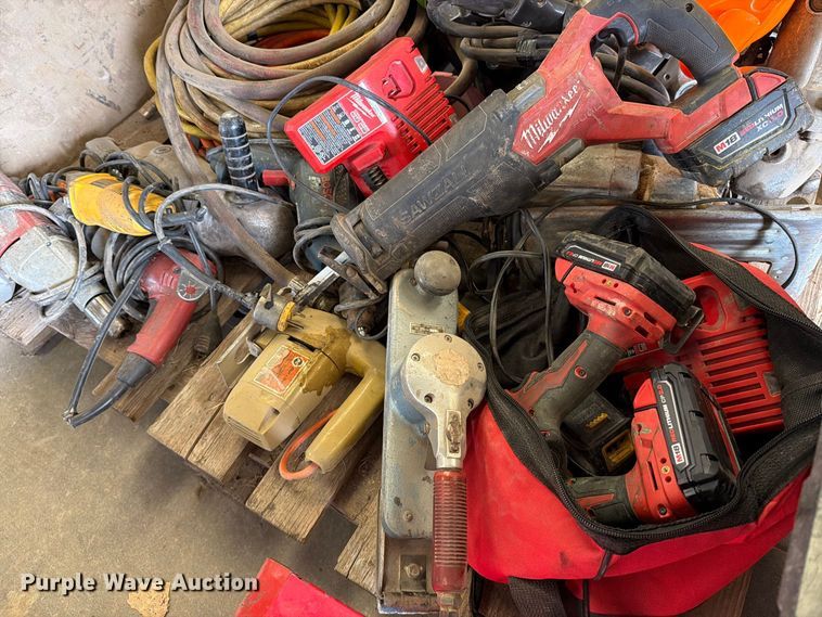 image for item EP7793 Pallet of tools