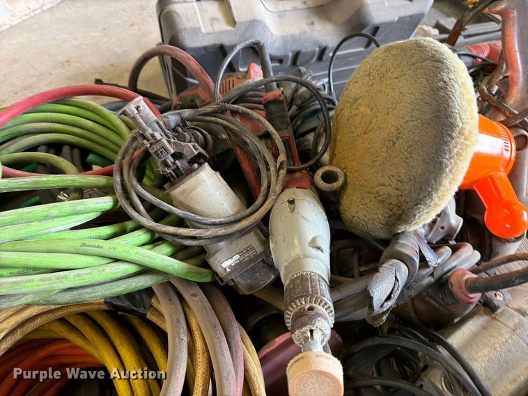 image for item EP7793 Pallet of tools