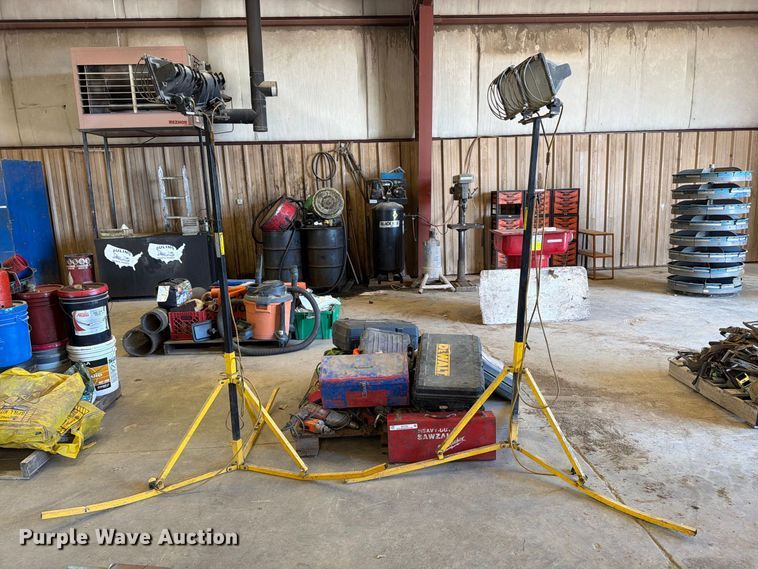 image for item EP7793 Pallet of tools