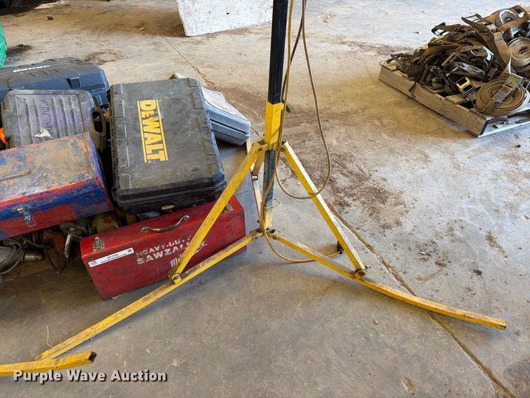 image for item EP7793 Pallet of tools