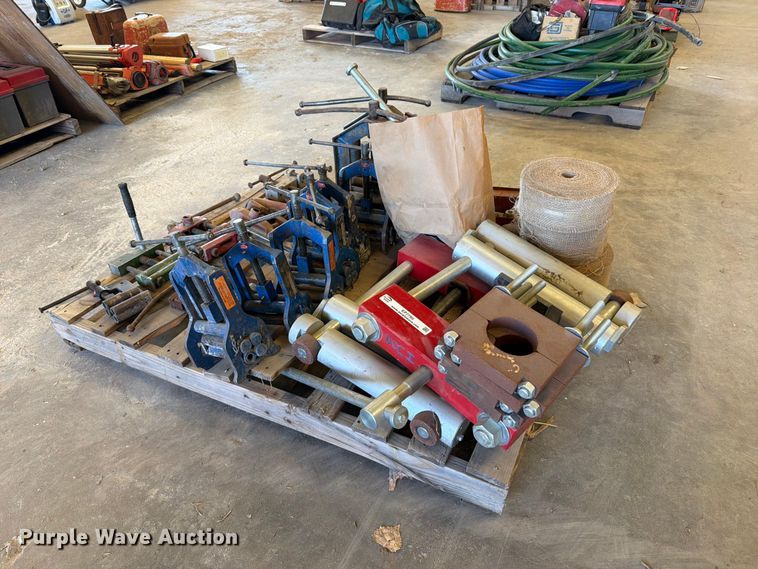 Polyethylene pipe squeeze tools