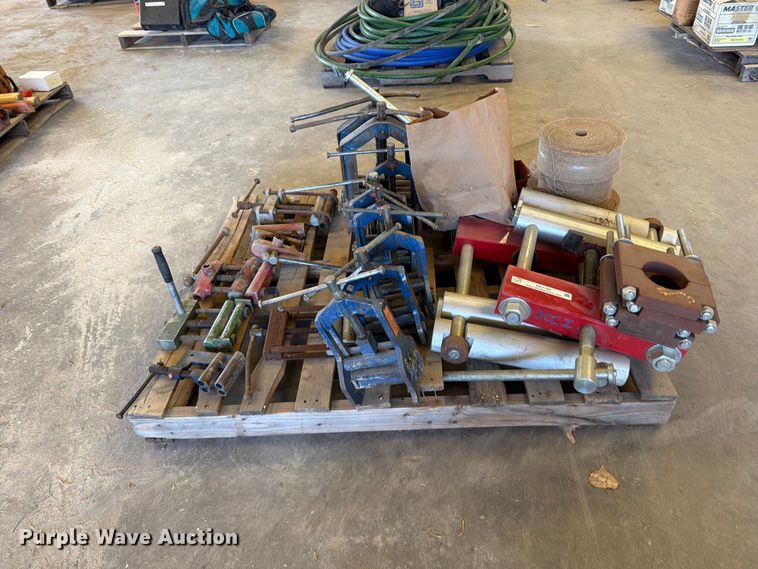 image for item EP7795 Polyethylene pipe squeeze tools