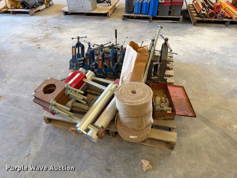 image for item EP7795 Polyethylene pipe squeeze tools