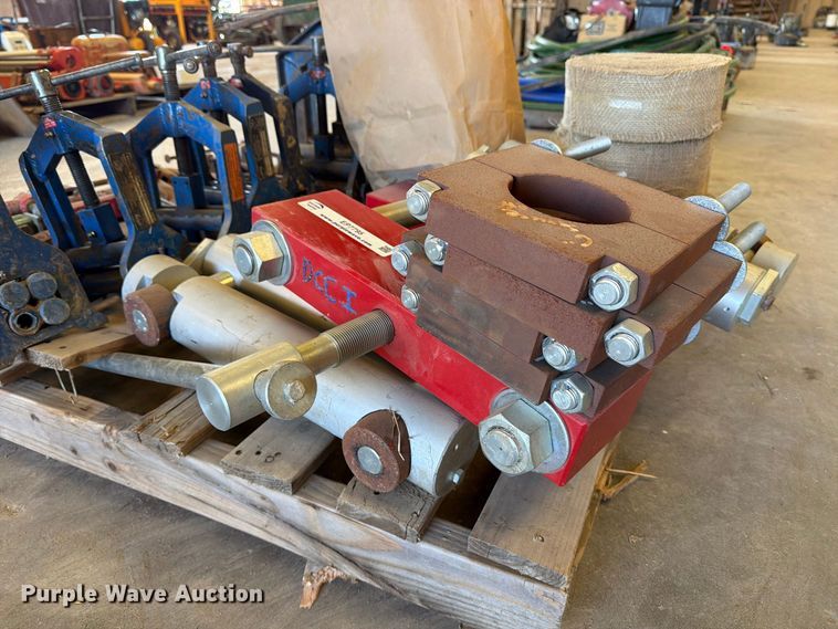image for item EP7795 Polyethylene pipe squeeze tools